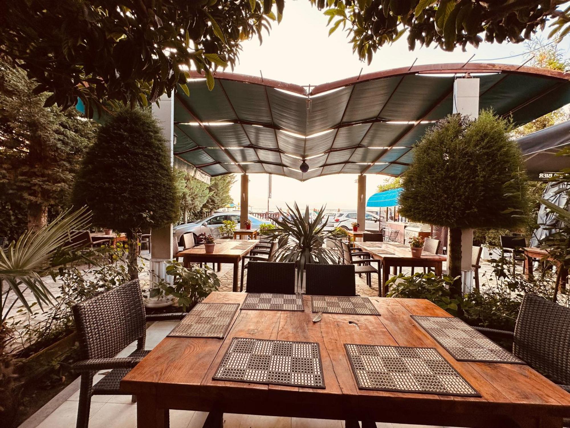 Hotel Saint Marena Pogradec Eksteriør billede